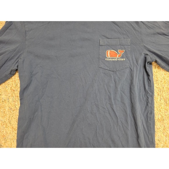 Vineyard Vines Shirt Mens Small Blue Football Whale Logo Pocket Tee Long Sleeve - Picture 3 of 16